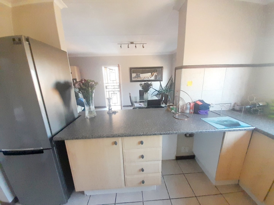 2 Bedroom Property for Sale in Eco Park Gauteng