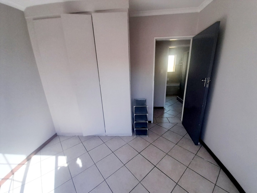 2 Bedroom Property for Sale in Eco Park Gauteng