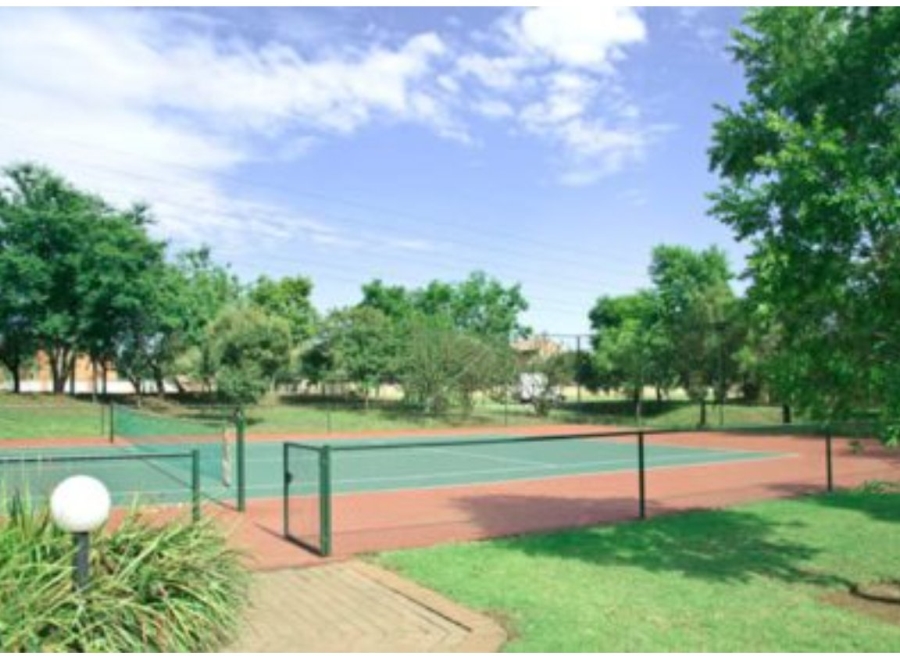 2 Bedroom Property for Sale in Eco Park Gauteng