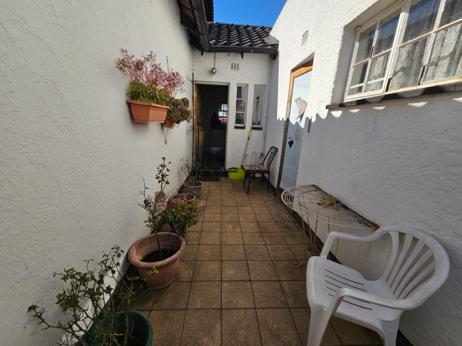 3 Bedroom Property for Sale in Dunnottar Gauteng