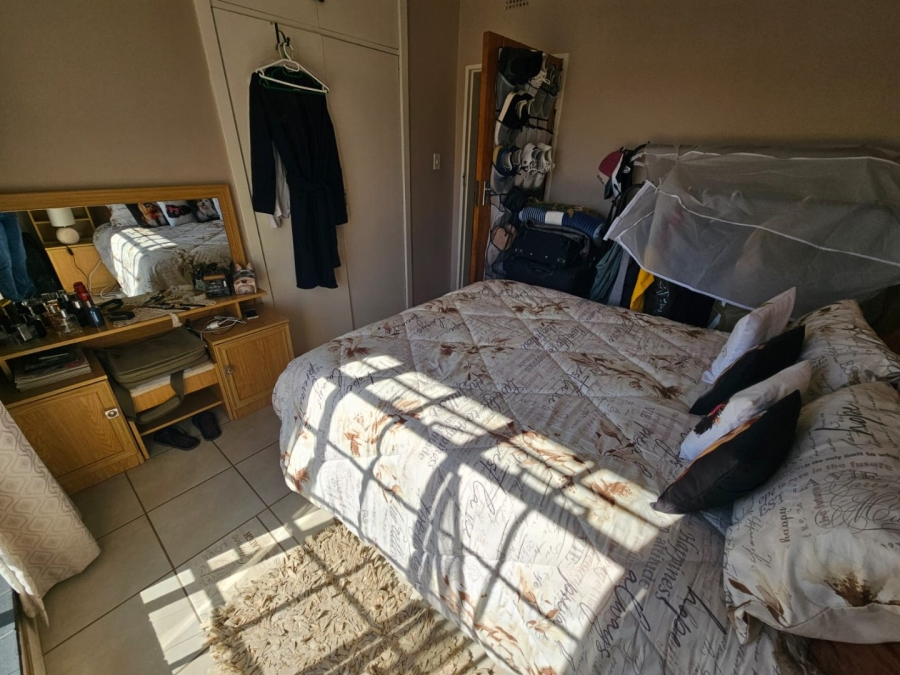 3 Bedroom Property for Sale in Dunnottar Gauteng