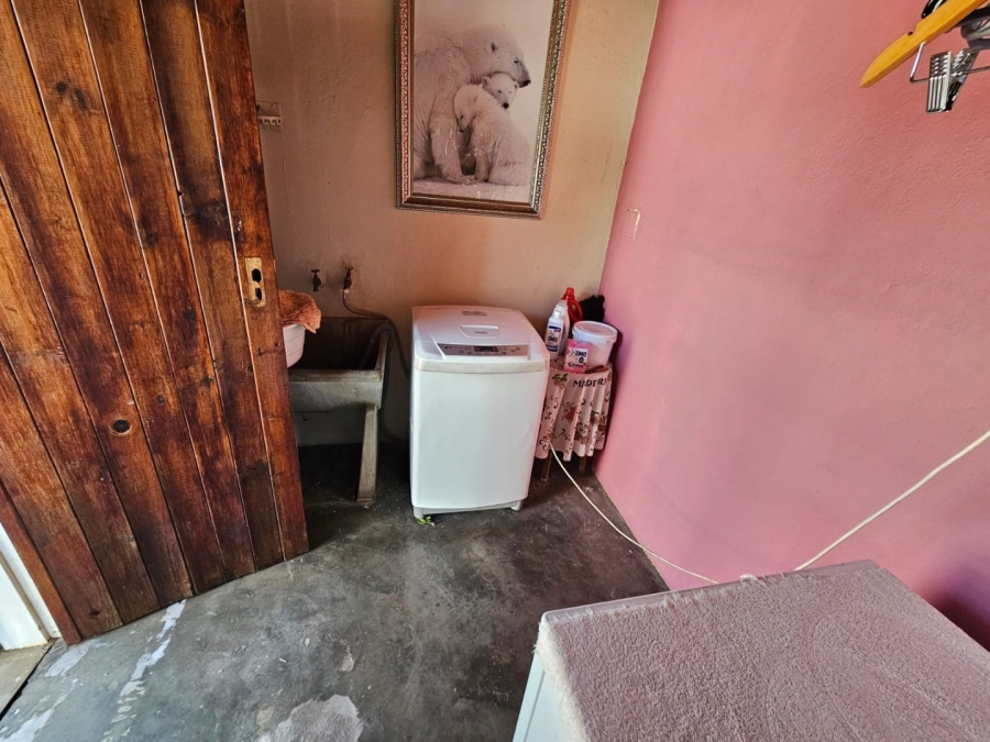 3 Bedroom Property for Sale in Dunnottar Gauteng