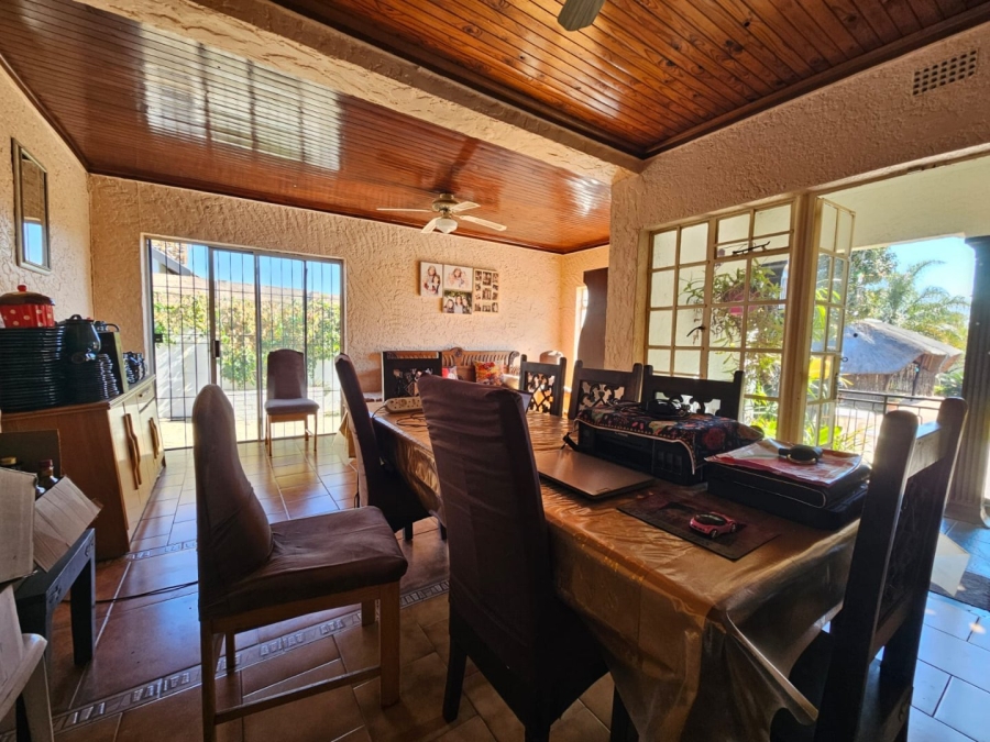 3 Bedroom Property for Sale in Dunnottar Gauteng