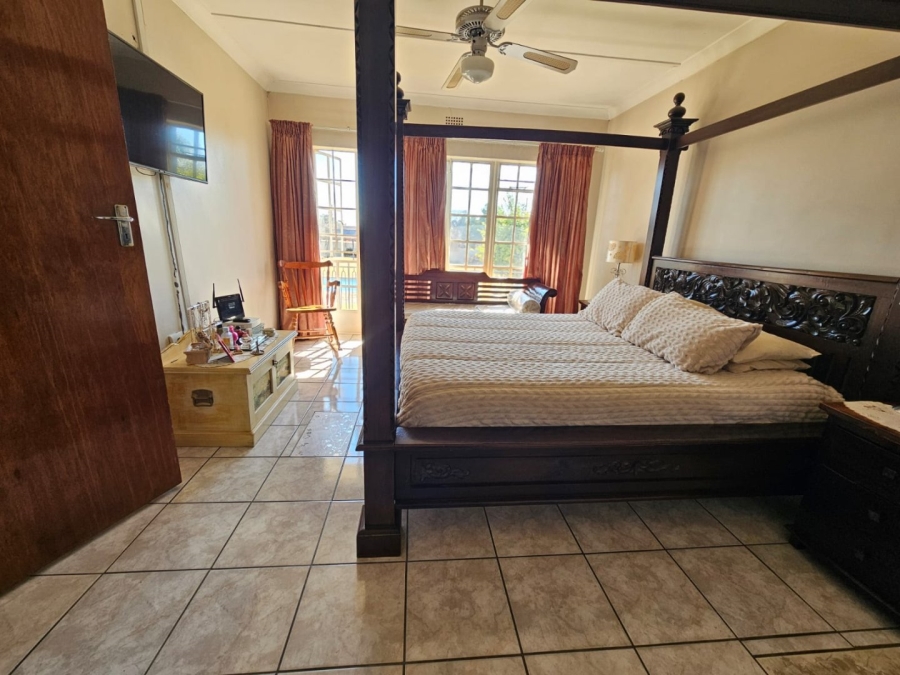3 Bedroom Property for Sale in Dunnottar Gauteng