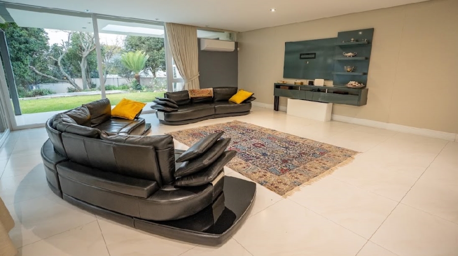 9 Bedroom Property for Sale in Hurlingham Gauteng