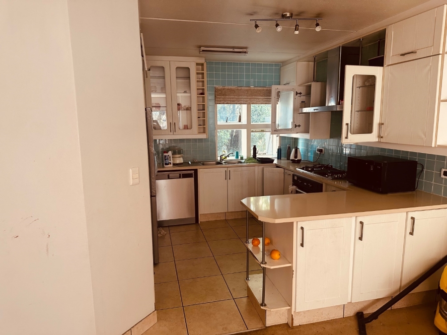 To Let 2 Bedroom Property for Rent in Eltonhill Gauteng