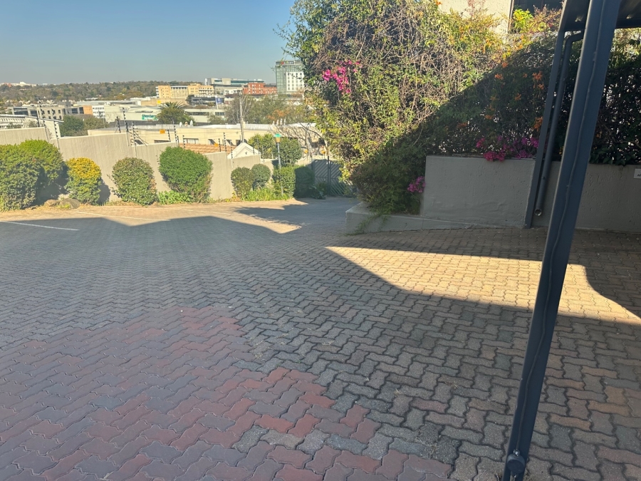 To Let 2 Bedroom Property for Rent in Eltonhill Gauteng