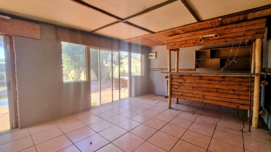 3 Bedroom Property for Sale in Falcon Ridge Gauteng
