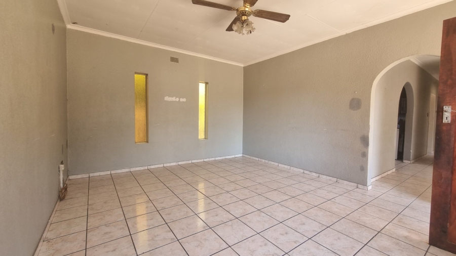 3 Bedroom Property for Sale in Falcon Ridge Gauteng