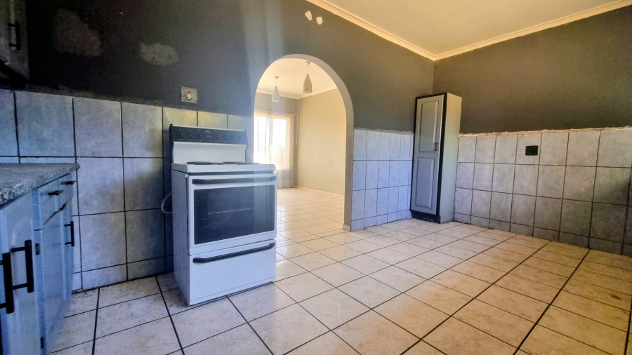 3 Bedroom Property for Sale in Falcon Ridge Gauteng