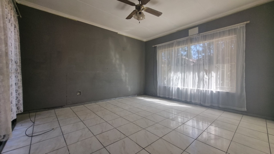 3 Bedroom Property for Sale in Falcon Ridge Gauteng