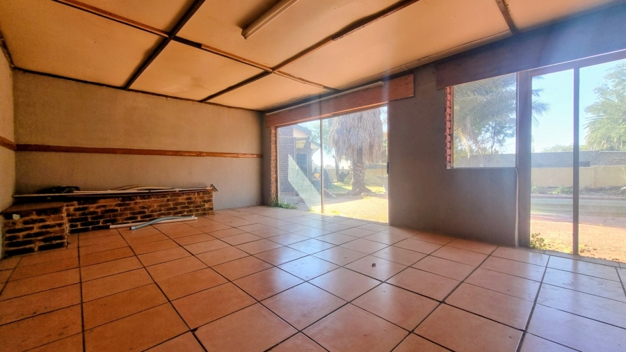 3 Bedroom Property for Sale in Falcon Ridge Gauteng