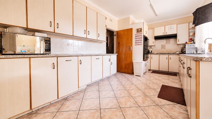 3 Bedroom Property for Sale in Sonland Park Gauteng