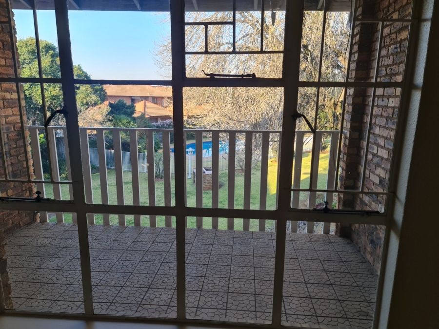2 Bedroom Property for Sale in Edleen Gauteng