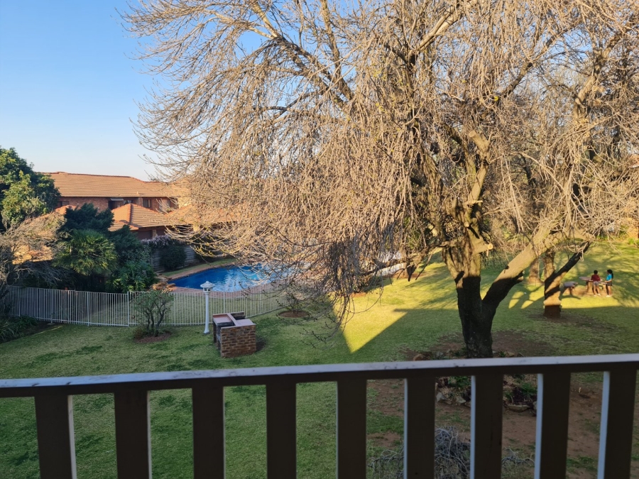 2 Bedroom Property for Sale in Edleen Gauteng