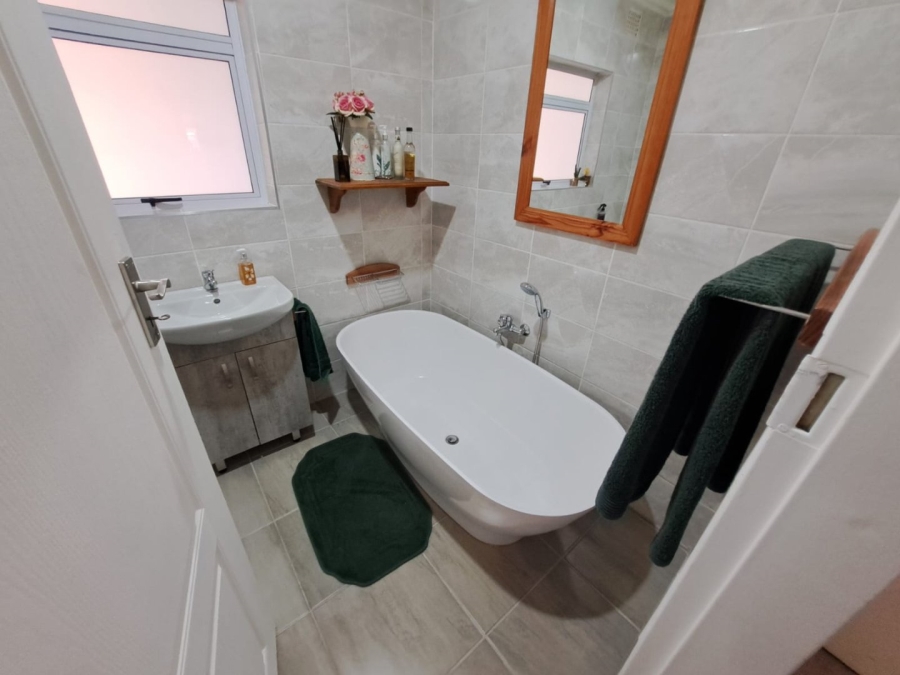 4 Bedroom Property for Sale in Visagie Park Gauteng
