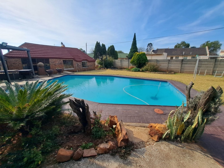 4 Bedroom Property for Sale in Visagie Park Gauteng