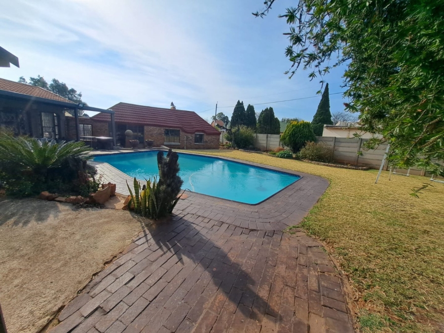 4 Bedroom Property for Sale in Visagie Park Gauteng