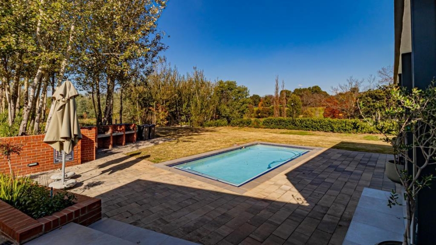 1 Bedroom Property for Sale in Sandringham Gauteng
