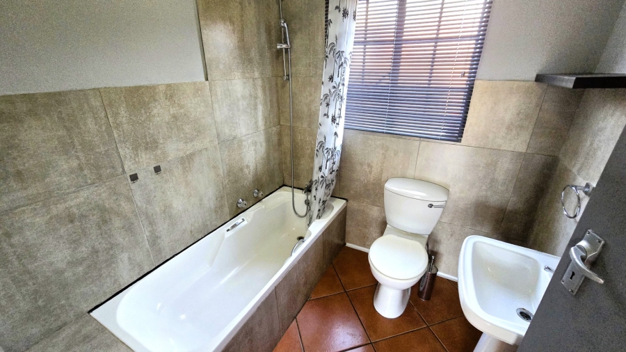 To Let 3 Bedroom Property for Rent in Magalieskruin Gauteng