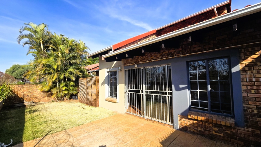 To Let 3 Bedroom Property for Rent in Magalieskruin Gauteng