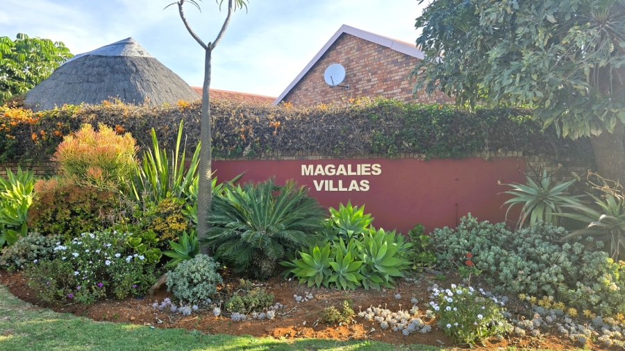 To Let 3 Bedroom Property for Rent in Magalieskruin Gauteng