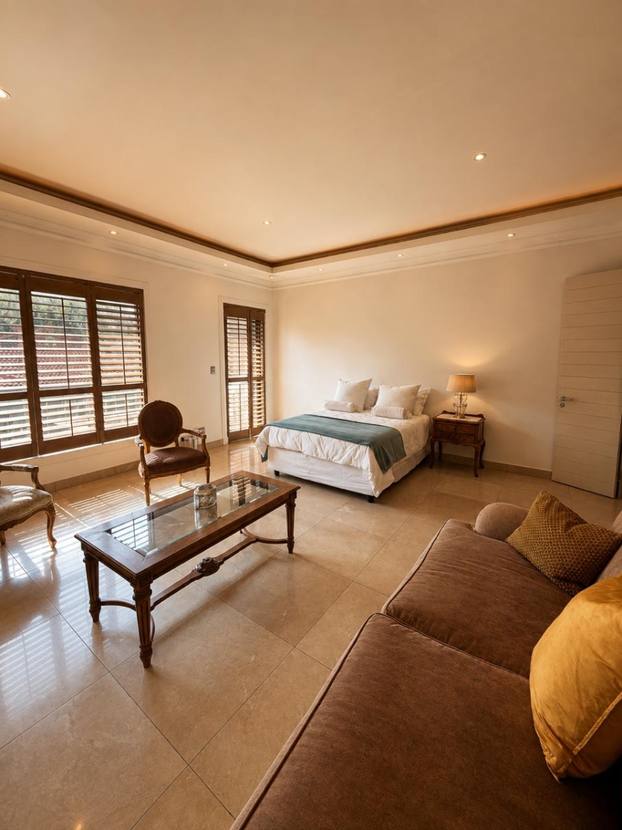 6 Bedroom Property for Sale in Atholl Gauteng