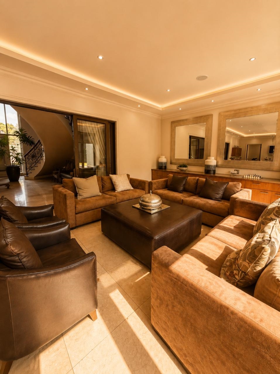 6 Bedroom Property for Sale in Atholl Gauteng