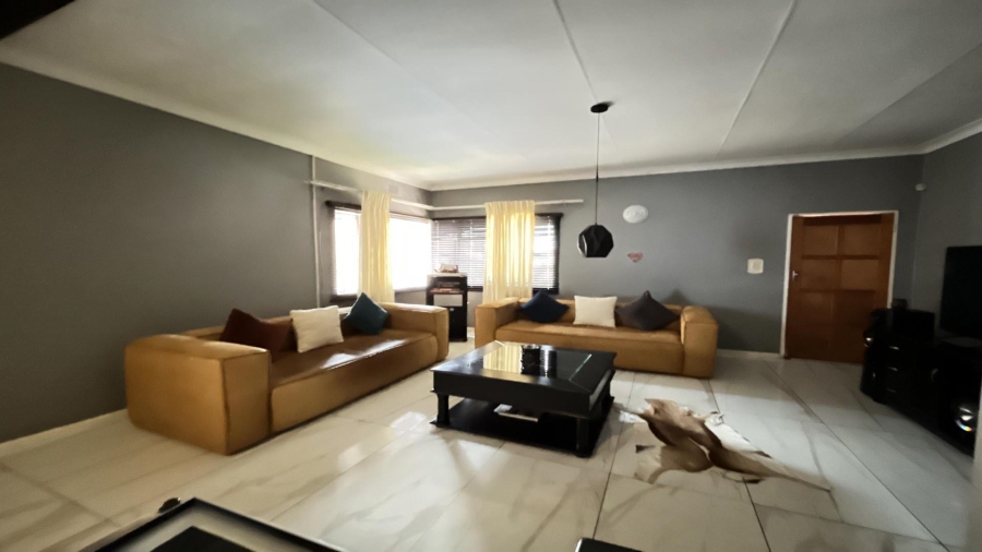 4 Bedroom Property for Sale in Sinoville Gauteng