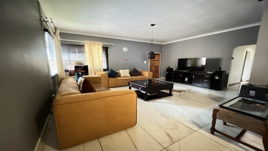4 Bedroom Property for Sale in Sinoville Gauteng