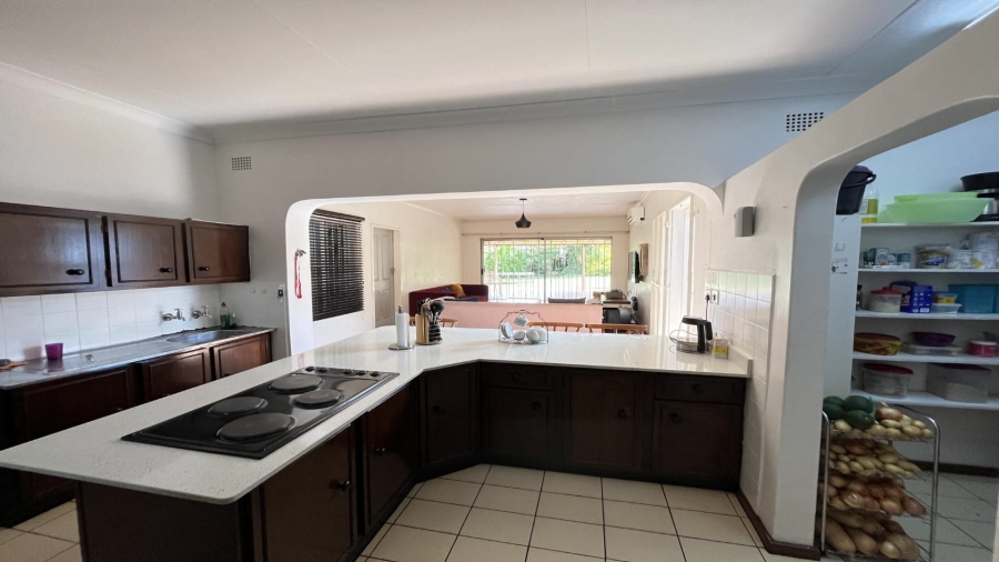 4 Bedroom Property for Sale in Sinoville Gauteng