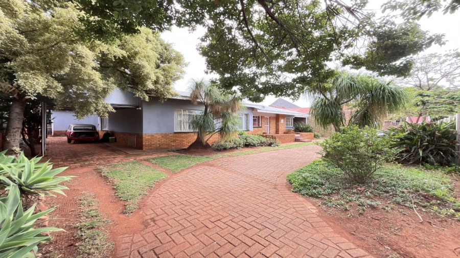 4 Bedroom Property for Sale in Sinoville Gauteng