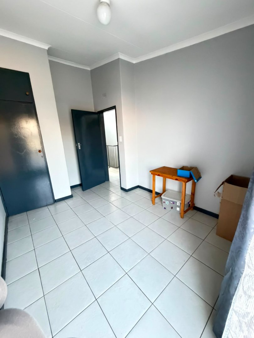 To Let 3 Bedroom Property for Rent in Windsor East Gauteng