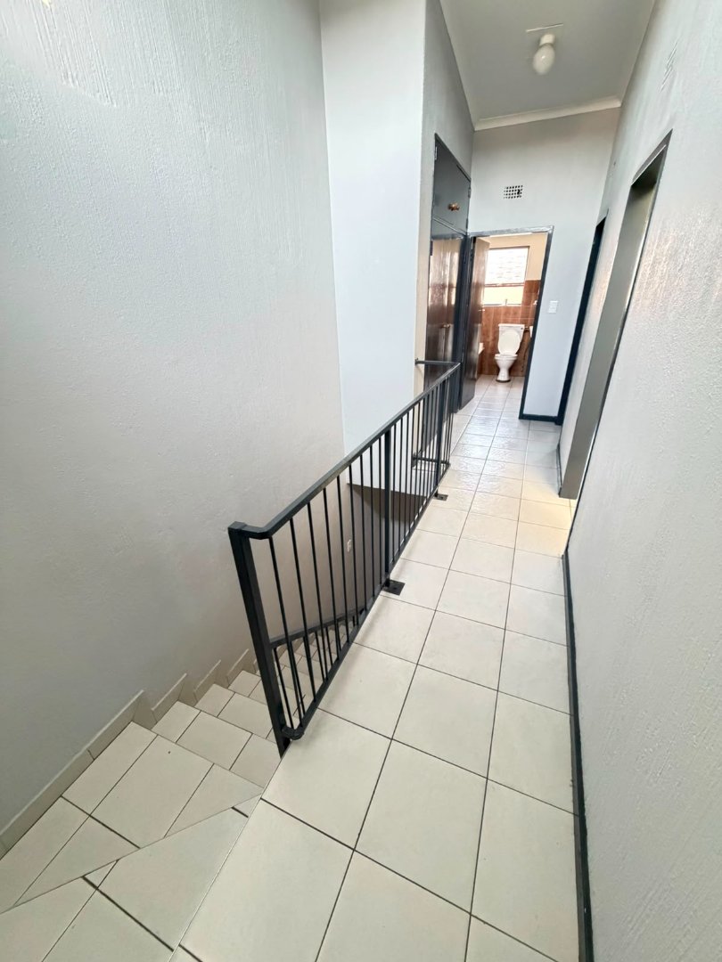 To Let 3 Bedroom Property for Rent in Windsor East Gauteng