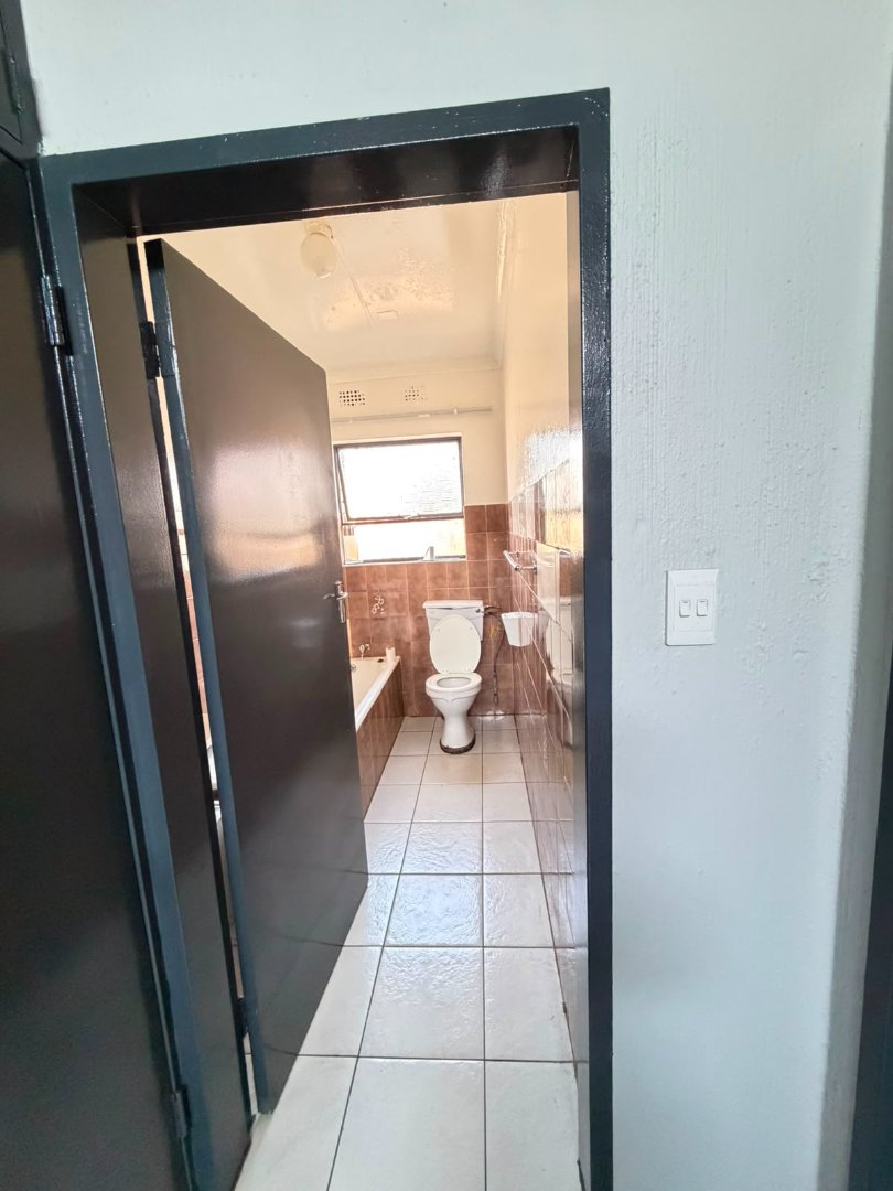 To Let 3 Bedroom Property for Rent in Windsor East Gauteng