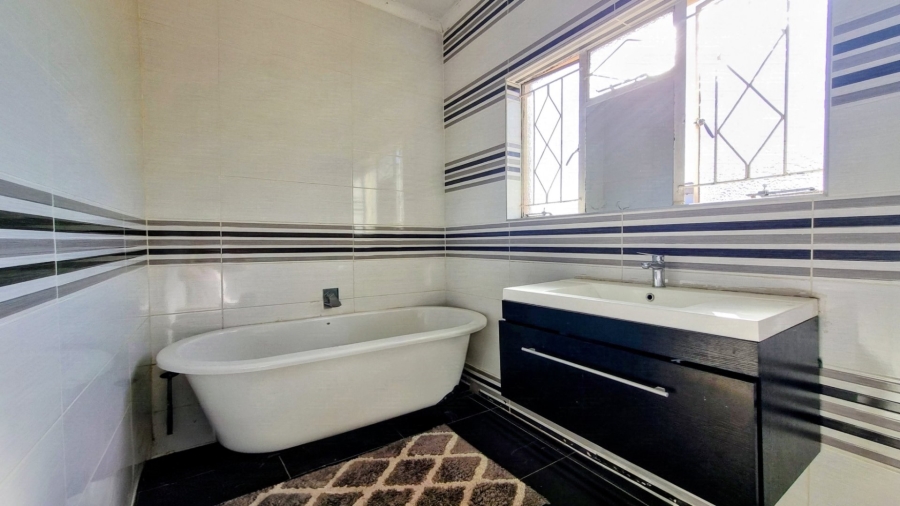 3 Bedroom Property for Sale in Steel Park Gauteng