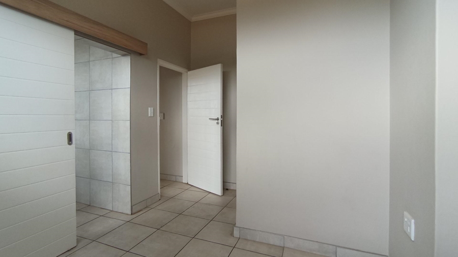 2 Bedroom Property for Sale in Montana Gauteng