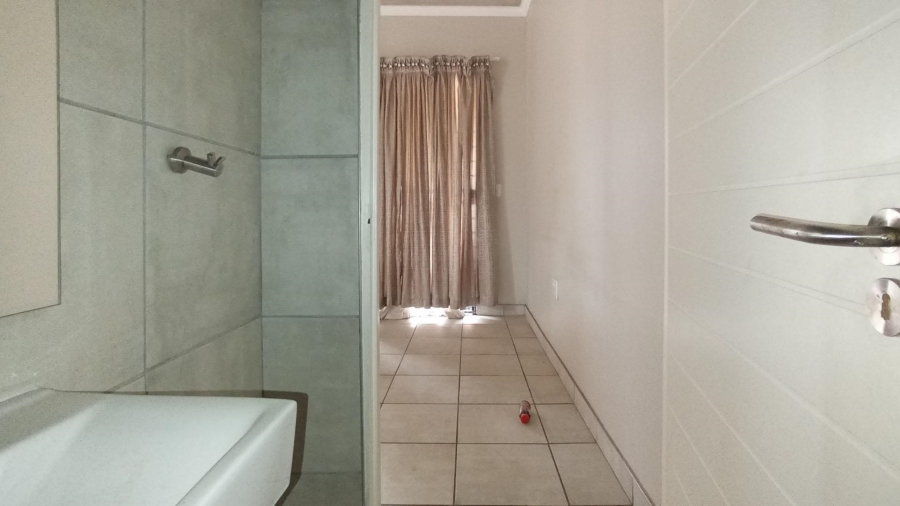 2 Bedroom Property for Sale in Montana Gauteng