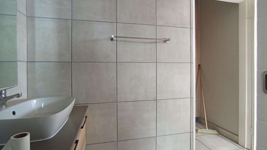 2 Bedroom Property for Sale in Montana Gauteng