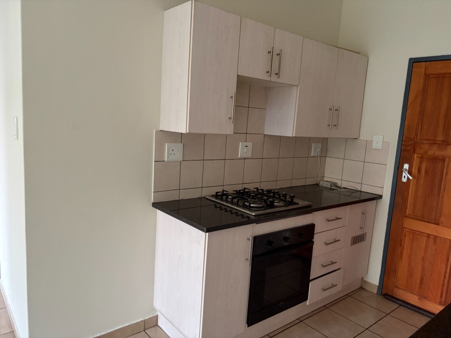 To Let 2 Bedroom Property for Rent in Noordwyk Gauteng
