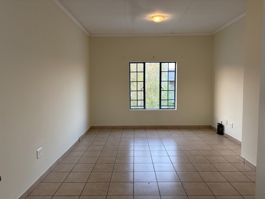 To Let 2 Bedroom Property for Rent in Noordwyk Gauteng
