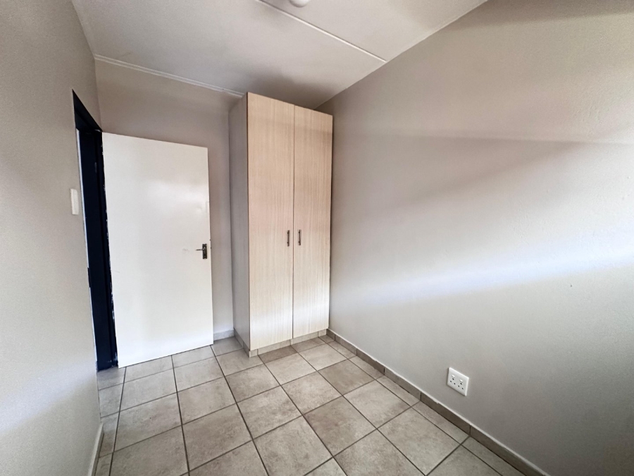 2 Bedroom Property for Sale in Witfield Gauteng