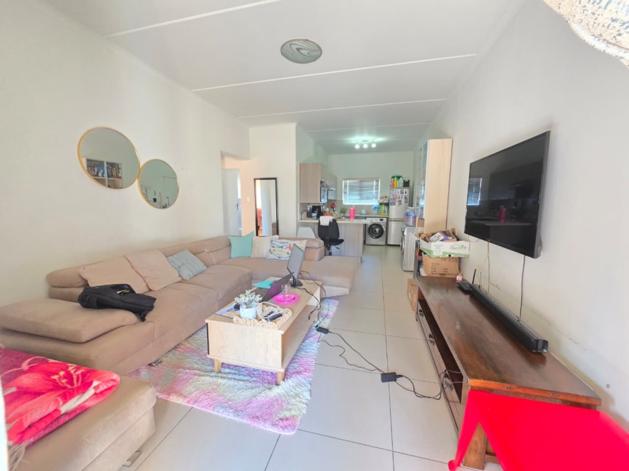 2 Bedroom Property for Sale in Lilianton Gauteng