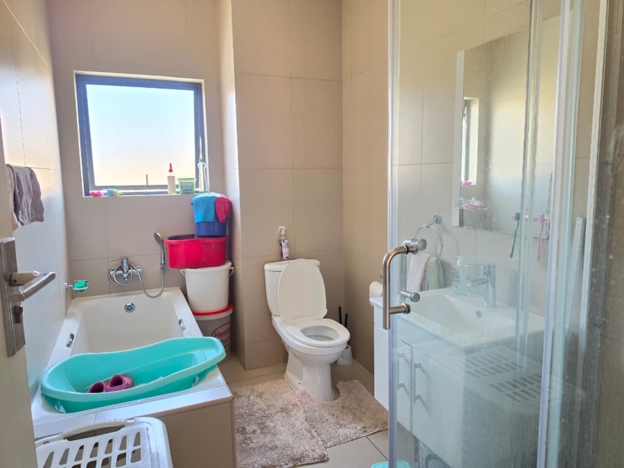 2 Bedroom Property for Sale in Lilianton Gauteng