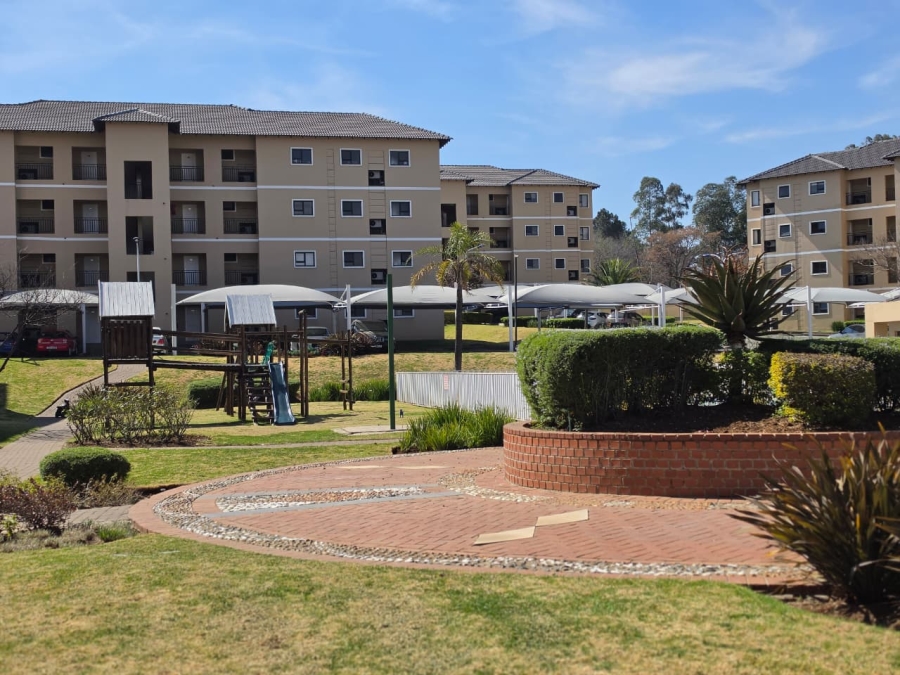 2 Bedroom Property for Sale in Lilianton Gauteng