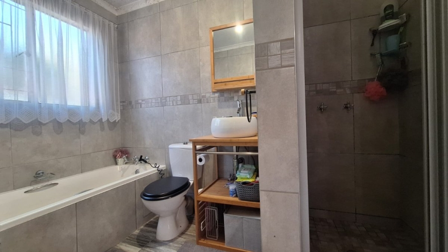 2 Bedroom Property for Sale in Eden Glen Gauteng