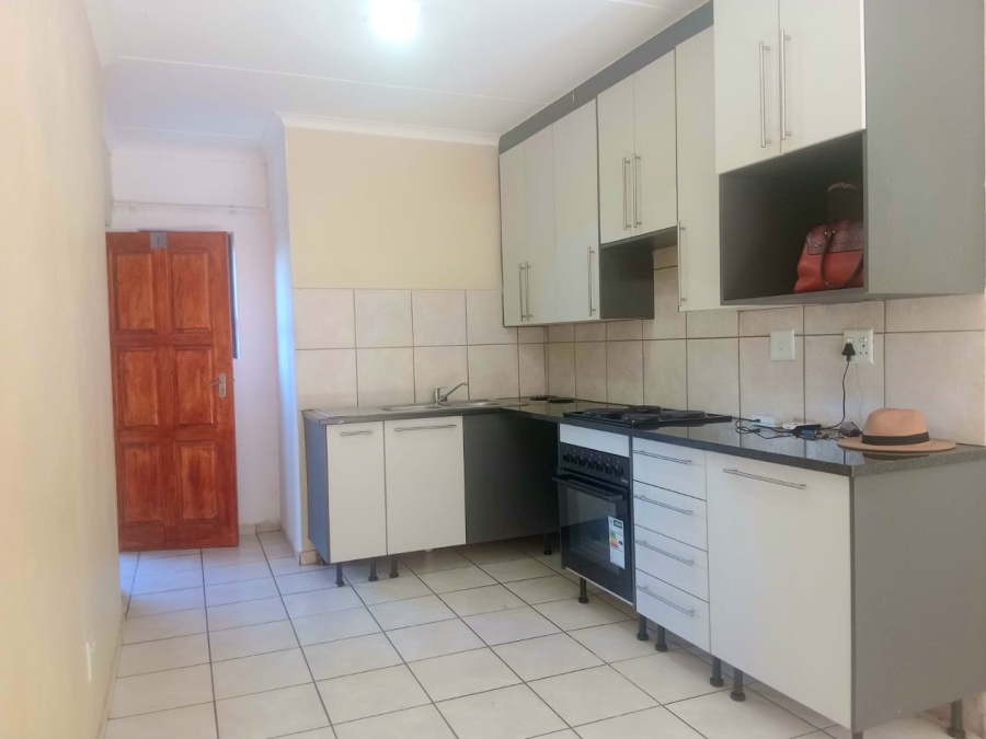 To Let 2 Bedroom Property for Rent in Rynfield A H Gauteng