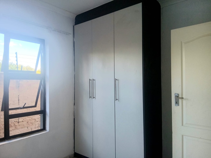 To Let 2 Bedroom Property for Rent in Rynfield A H Gauteng