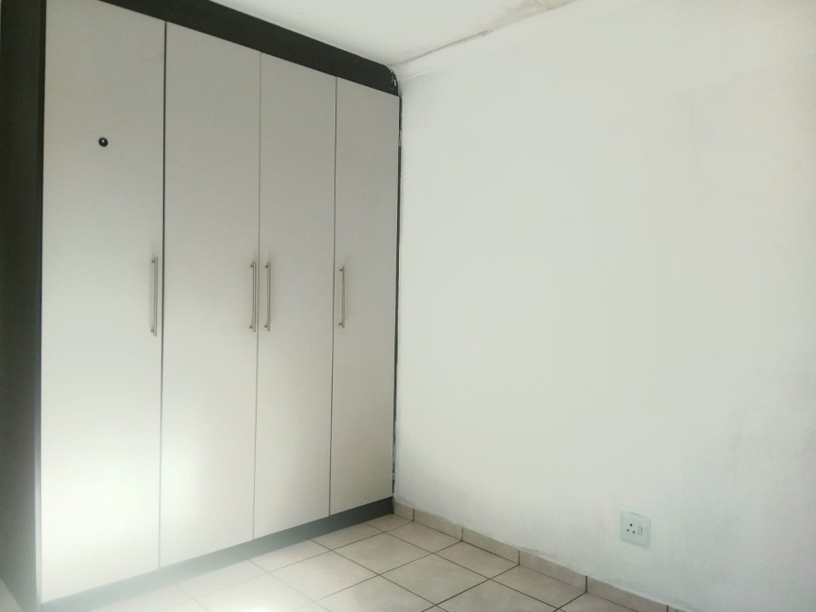 To Let 2 Bedroom Property for Rent in Rynfield A H Gauteng