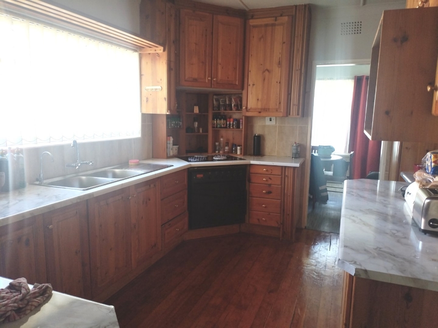 3 Bedroom Property for Sale in Selcourt Gauteng